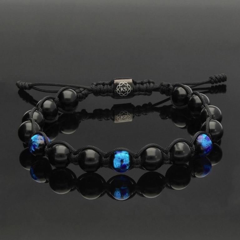 Makramee Armband aus leuchtendem Hotaru-Glas mit Silber und poliertem Onyx